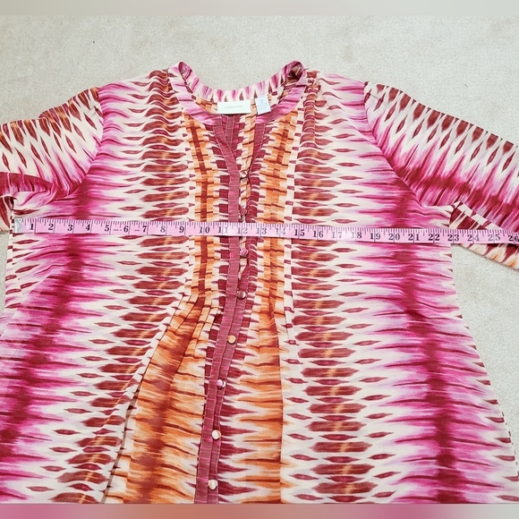 Chico’s Size 2 (L) Button Front Blouse Pink Orange Abstract Ikat Print 3/4 Sleev - Picture 6 of 10